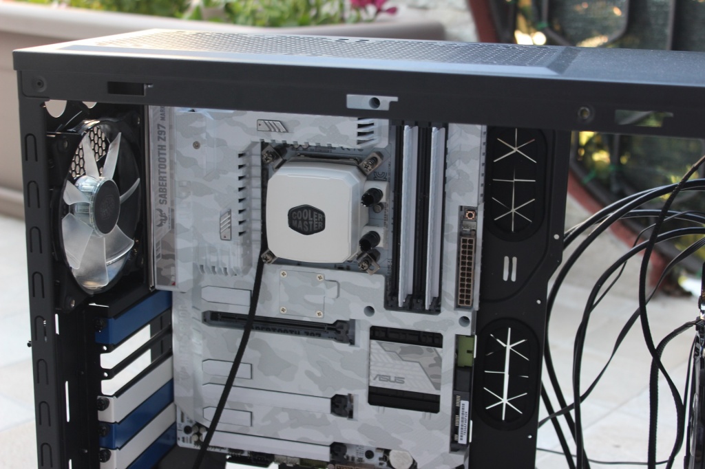 wb%20white%20case%202.jpg
